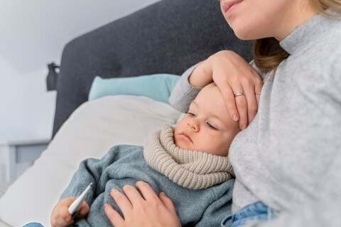 Гавкаючий кашель у дитини: можливі причини та лікування