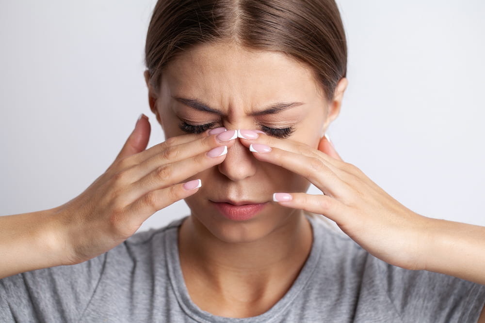 Синусит без насморка: причины, симптомы и лечение