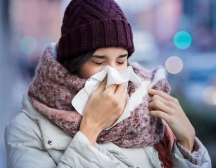 Warum treten Infektionen der oberen Atemwege häufig im Winter a